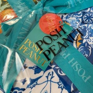 Posh peanut Lucia blanket